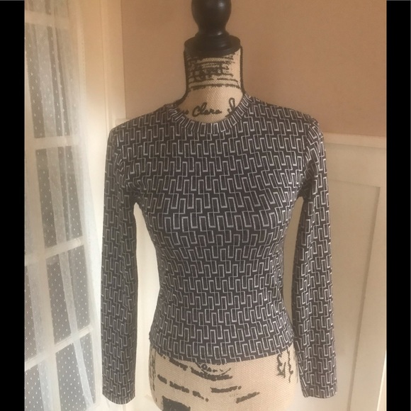 Zara Tops - Zara symmetrical top